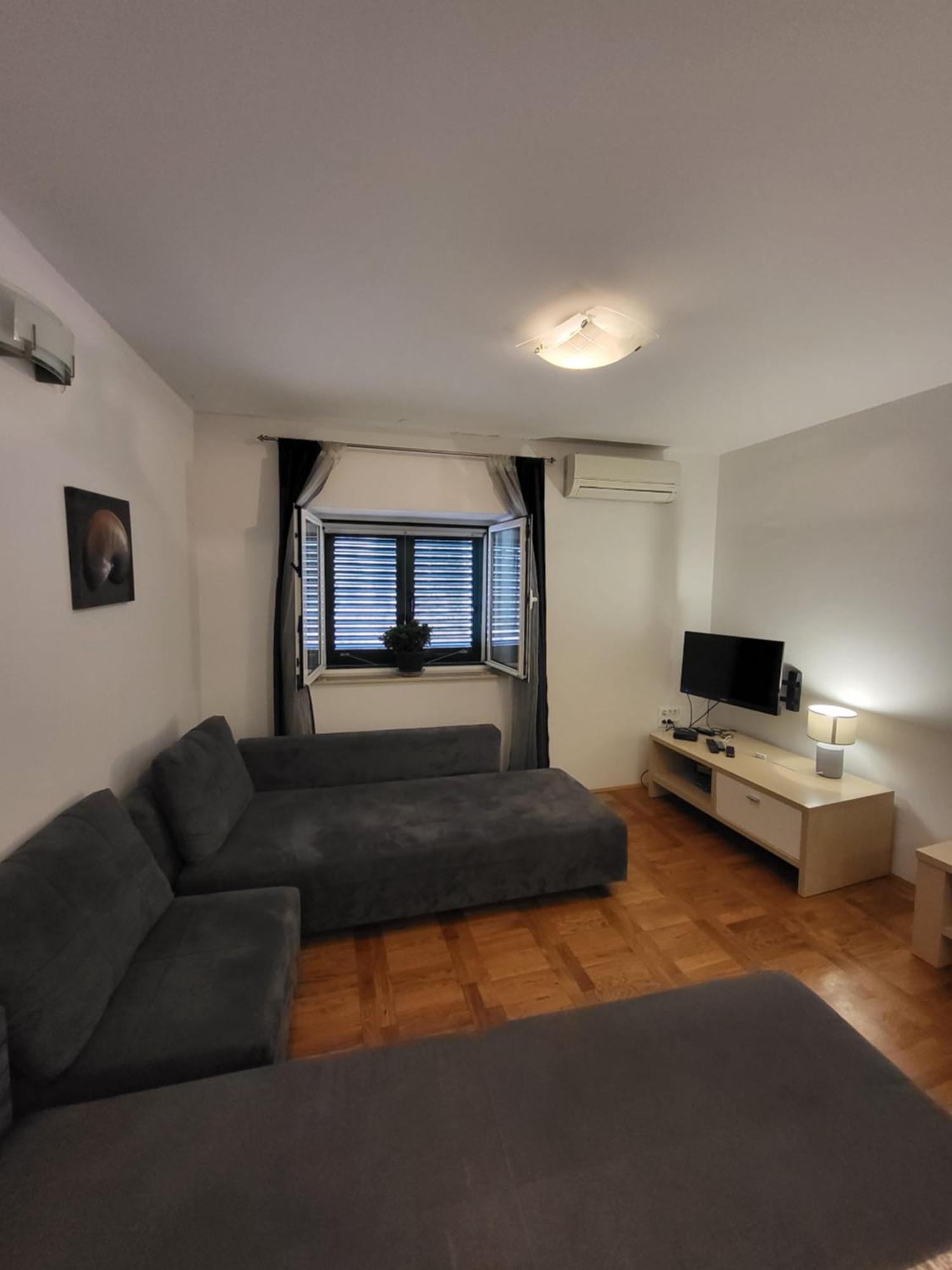 Guest Accomodation Žura Skradin Esterno foto