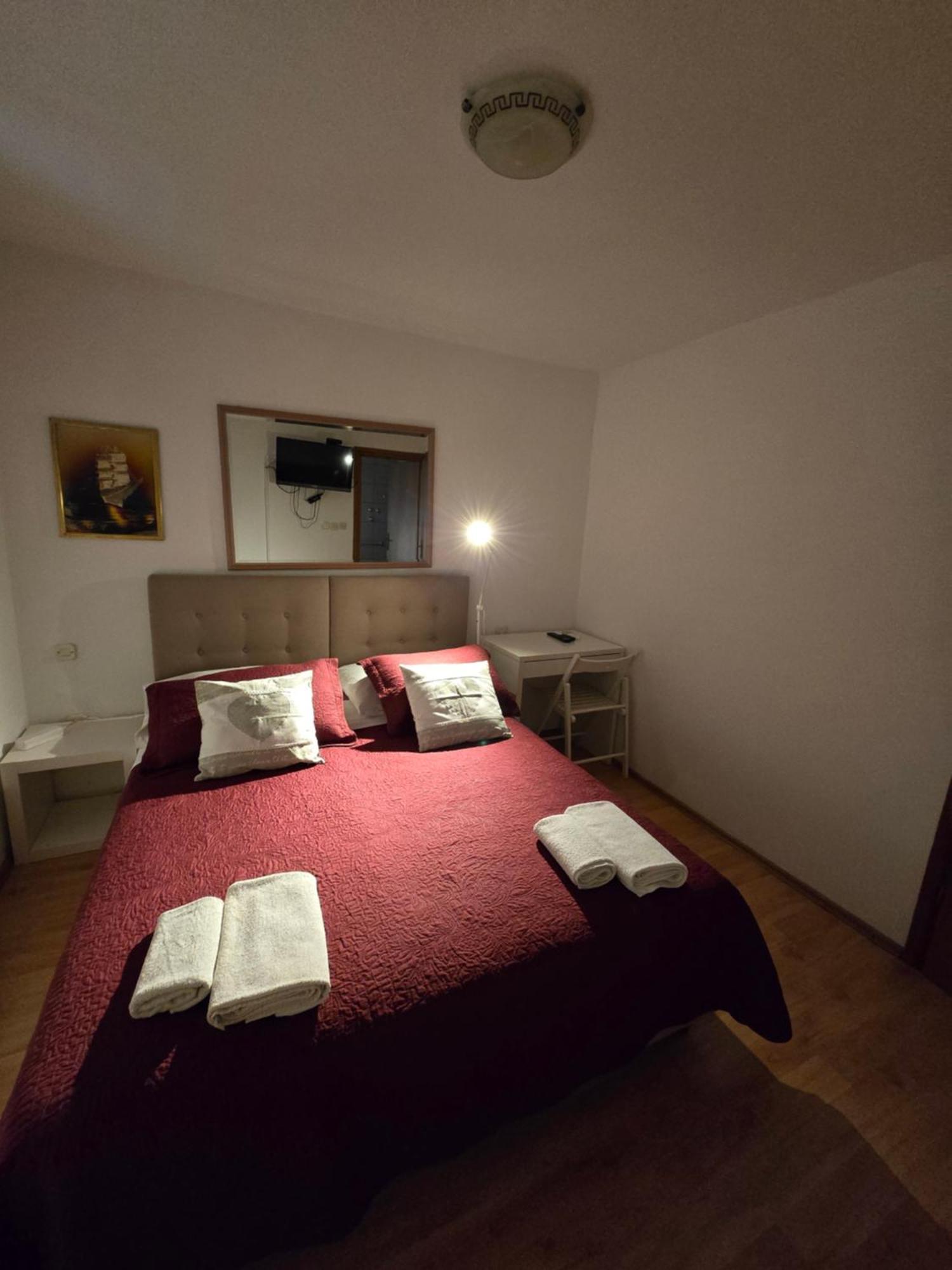 Guest Accomodation Žura Skradin Esterno foto